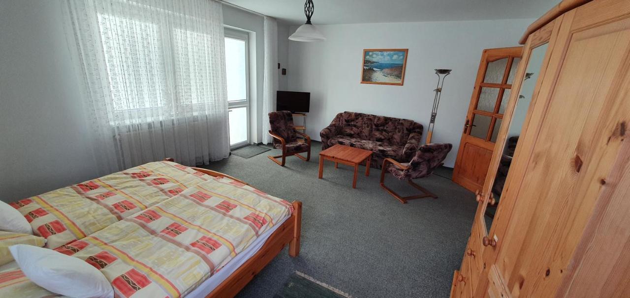 Apartmán Dom Colonia Zarnowska Exteriér fotografie